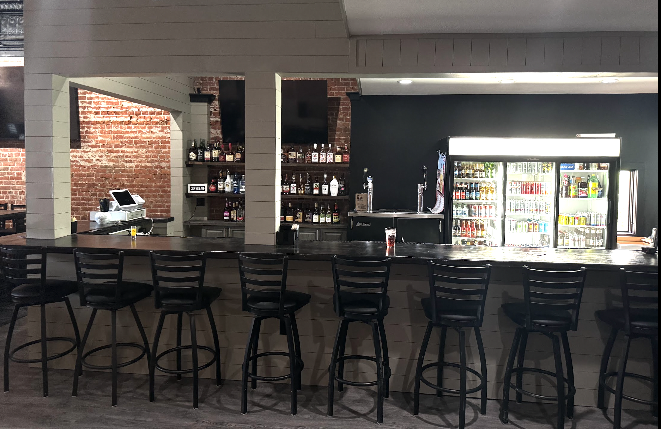 Inside High Flyers Golf Bar
